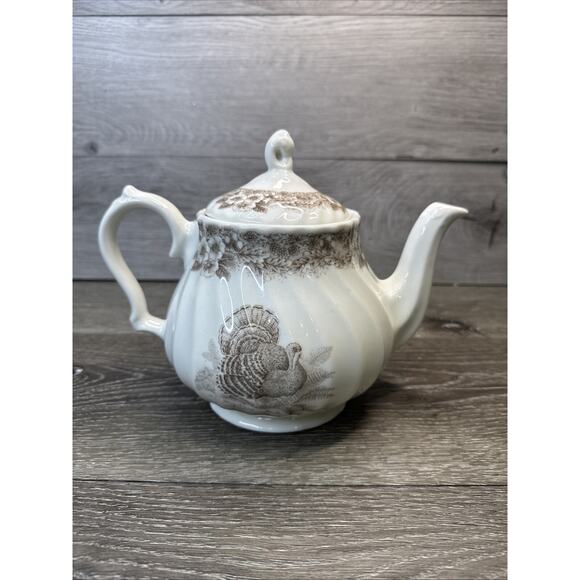 Queen's Myott Factory Thanksgiving Turkey Tea Pot Brown 40 oz Glossy Ceramic - Picture 1 of 10